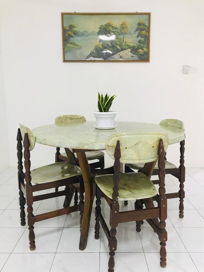 Alyn Home Batu Pahat II Wifi Coway Mohd Noor 외부 사진