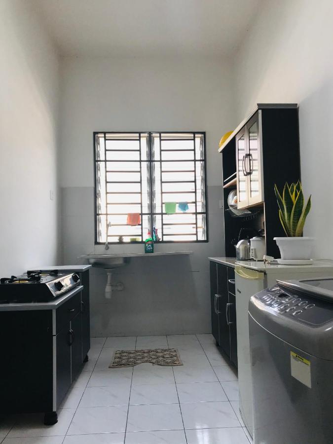Alyn Home Batu Pahat II Wifi Coway Mohd Noor 외부 사진